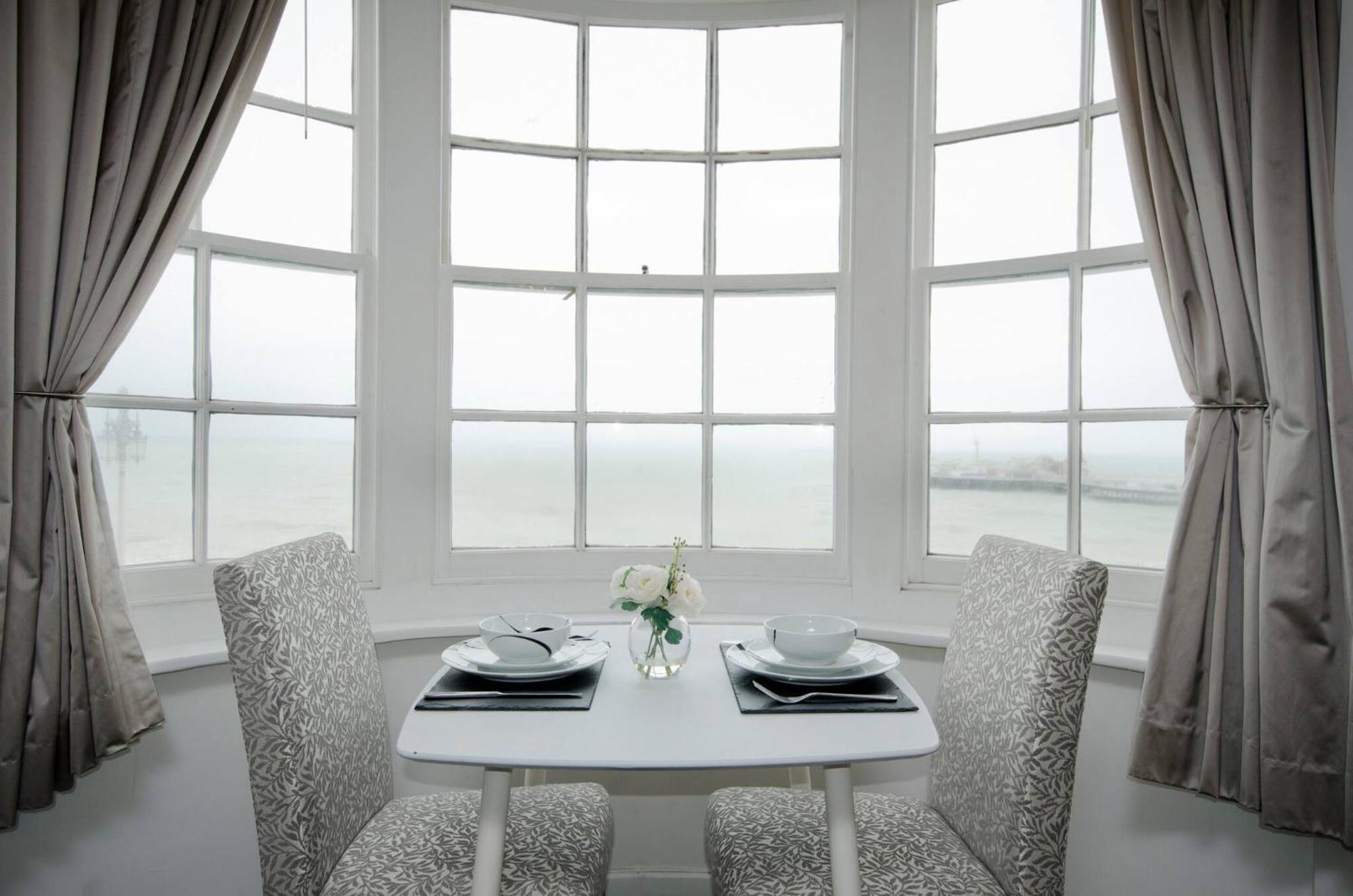 Seaview Regency Apartment With Private Parking Hove Exterior foto